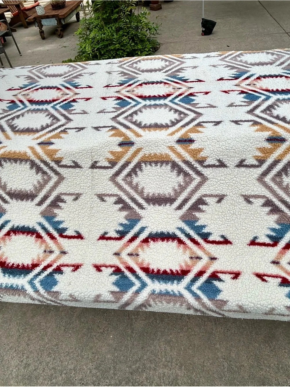 Pendleton Cream Sherpa Fleece Blanket “White Sands”